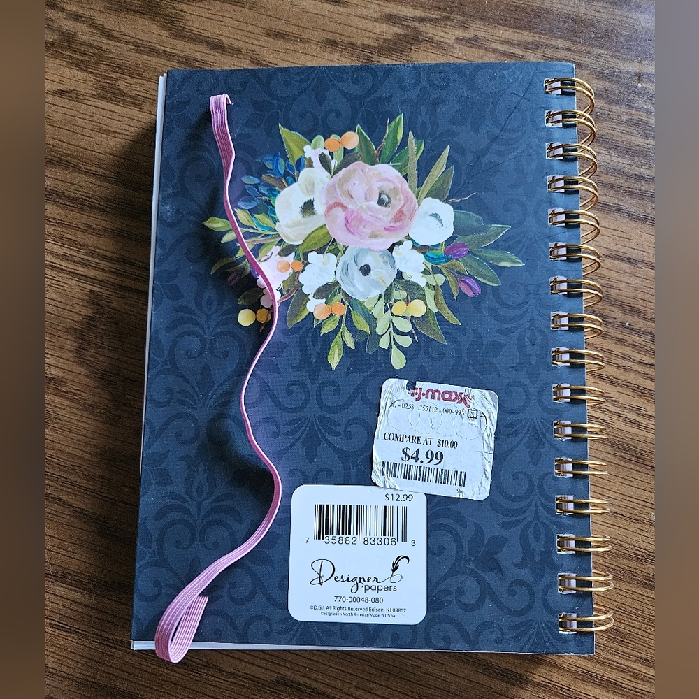 Designer Studios Notebook - Picture 4 of 4